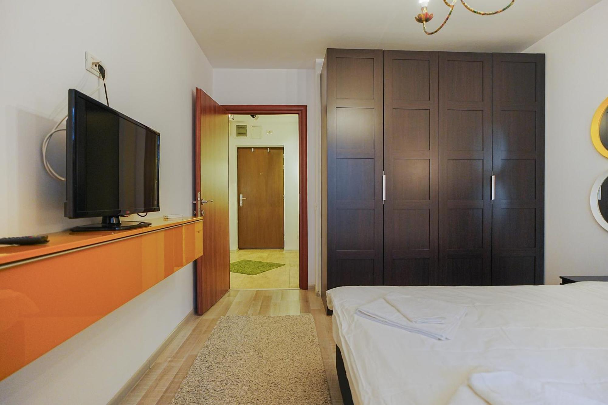 Apartamento Hideaway Near Parliament Building Bucarest Exterior foto