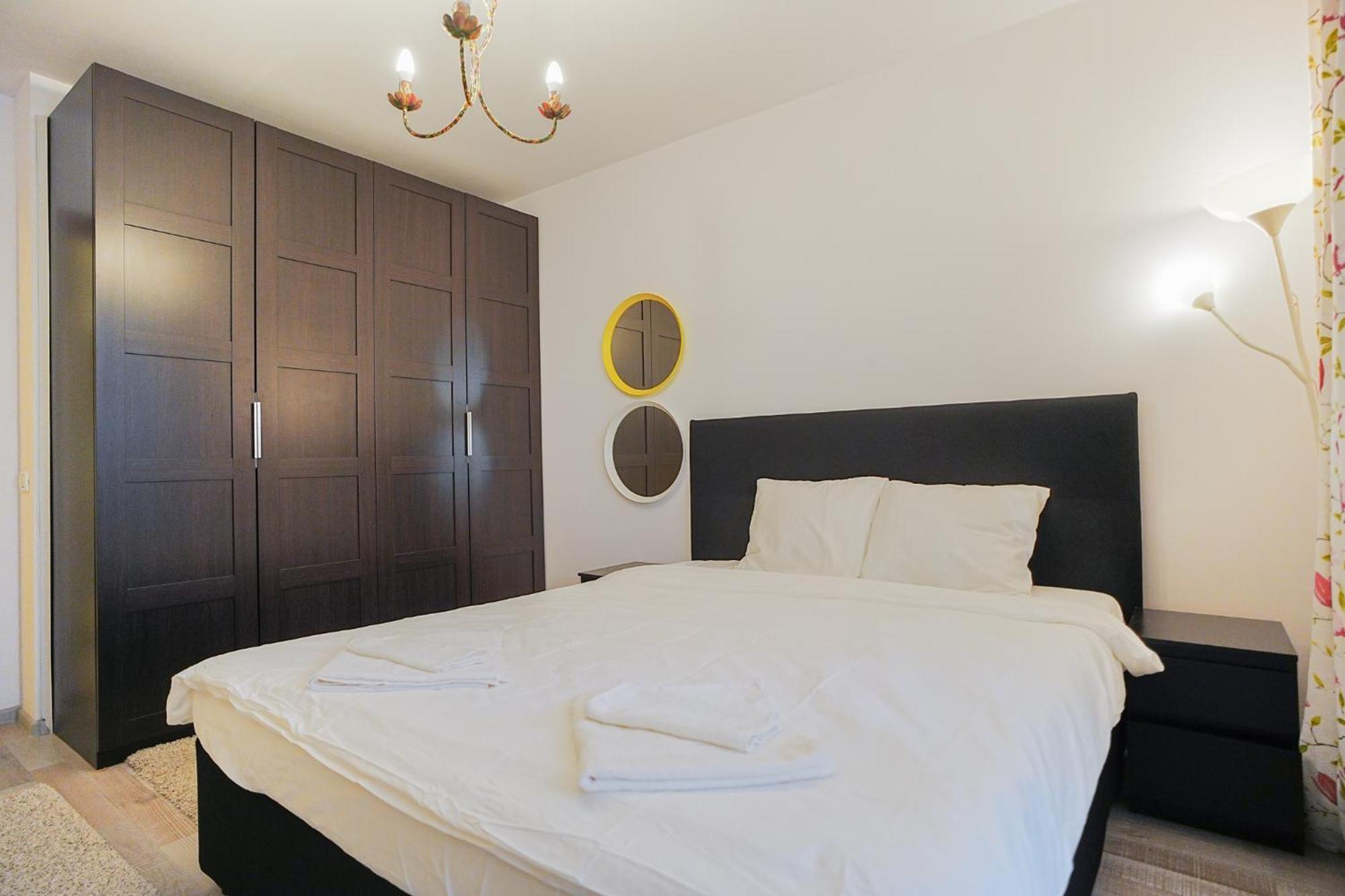 Apartamento Hideaway Near Parliament Building Bucarest Exterior foto