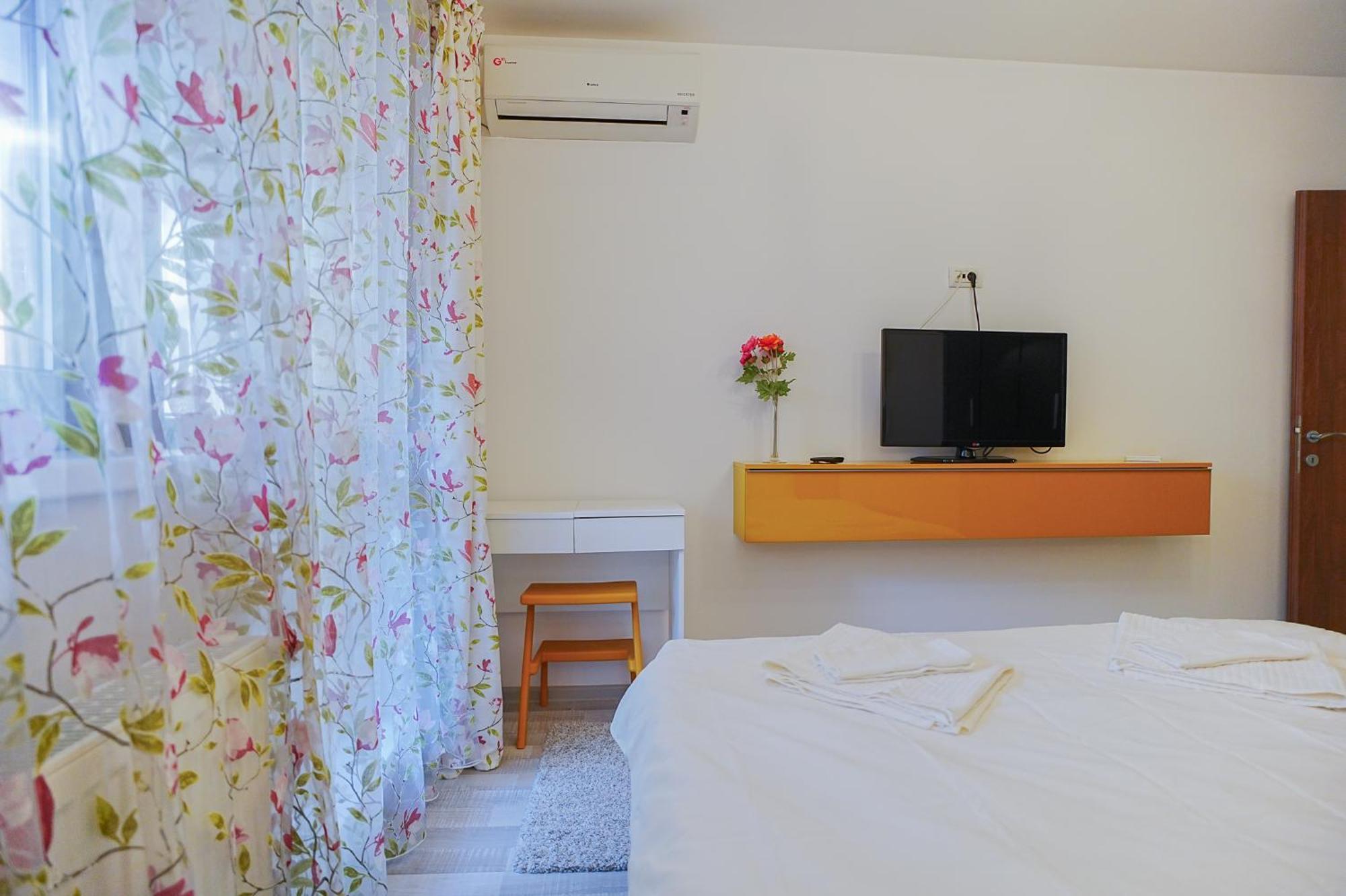 Apartamento Hideaway Near Parliament Building Bucarest Exterior foto